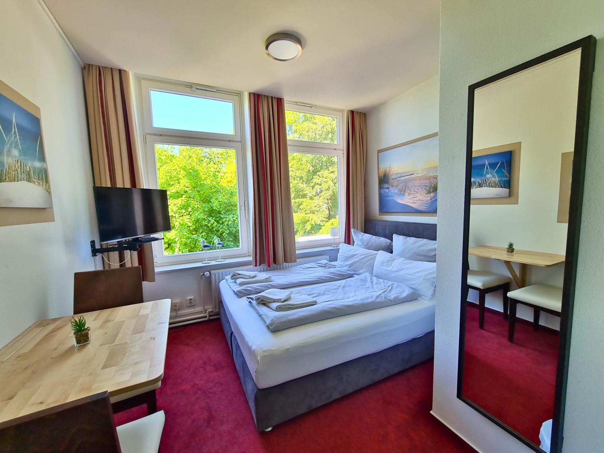 شاربوتس Zeitlos Hotel Garni المظهر الخارجي الصورة